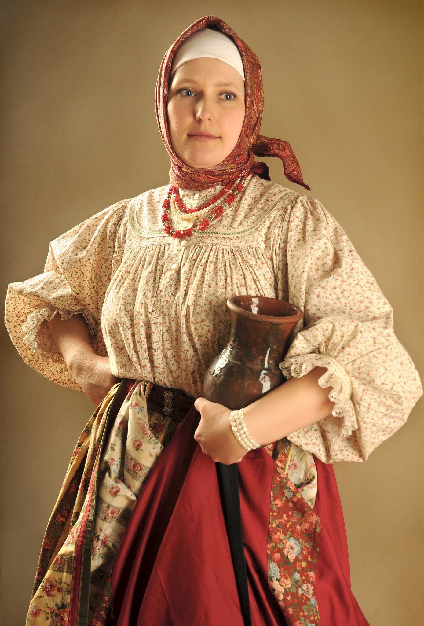 Girls in Slavic costumes in Jiulong